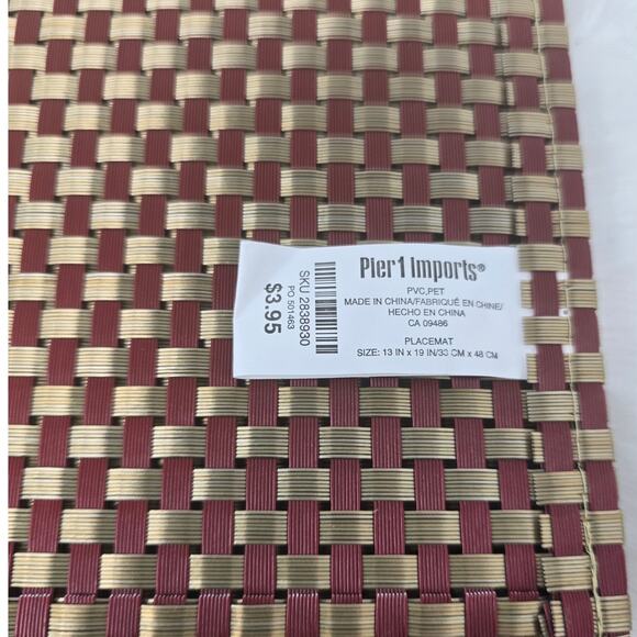 Pier 1 Imports Kitchen Table Burgundy & Gold Weaved Placemats 4 Placemats - Picture 3 of 4